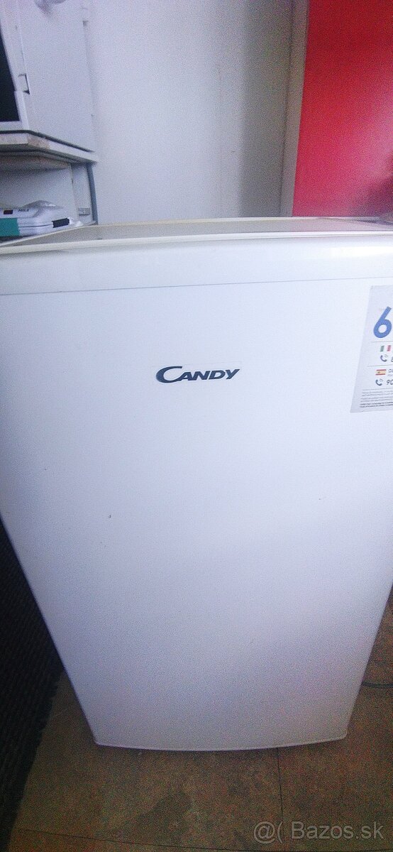 Predám nefunkčnú chladničku