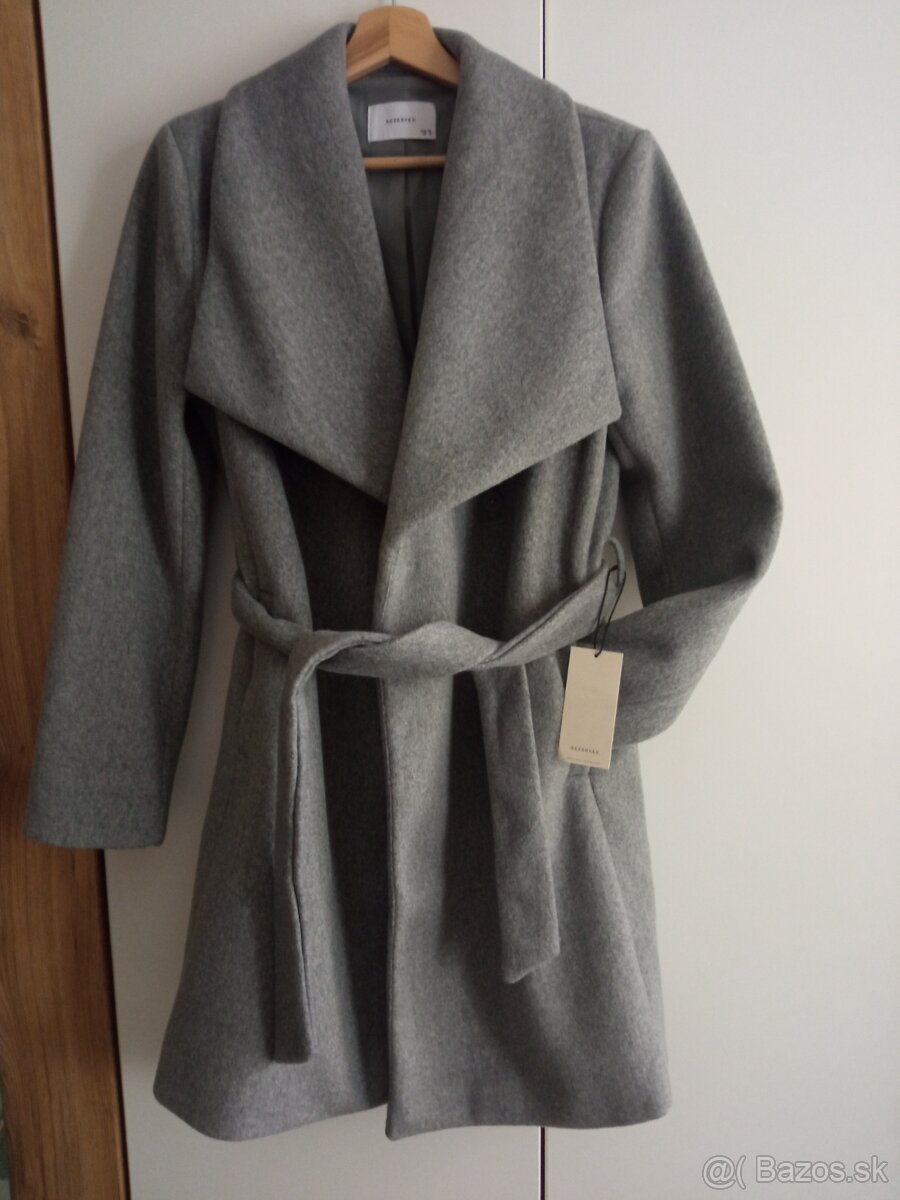 Predám nový RESERVED kabát