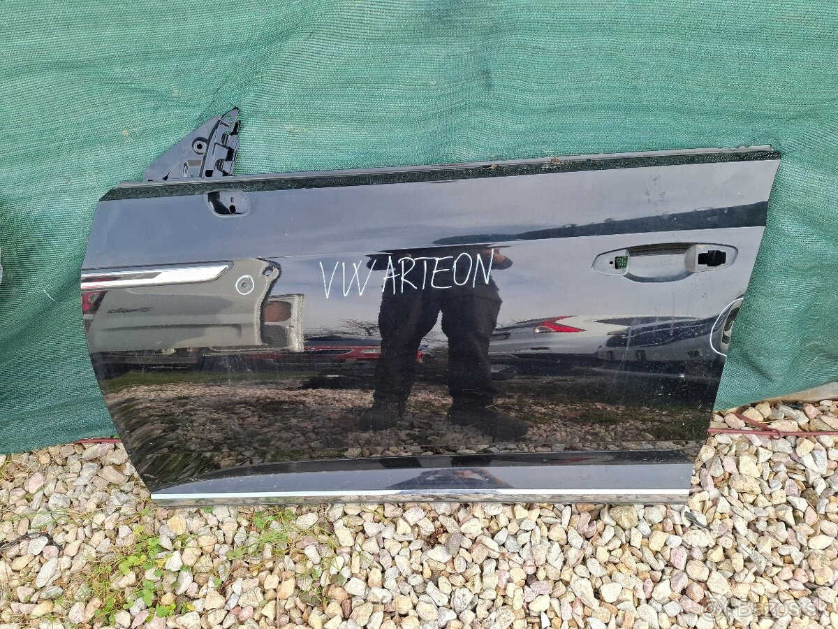 VW Arteon. Dvere