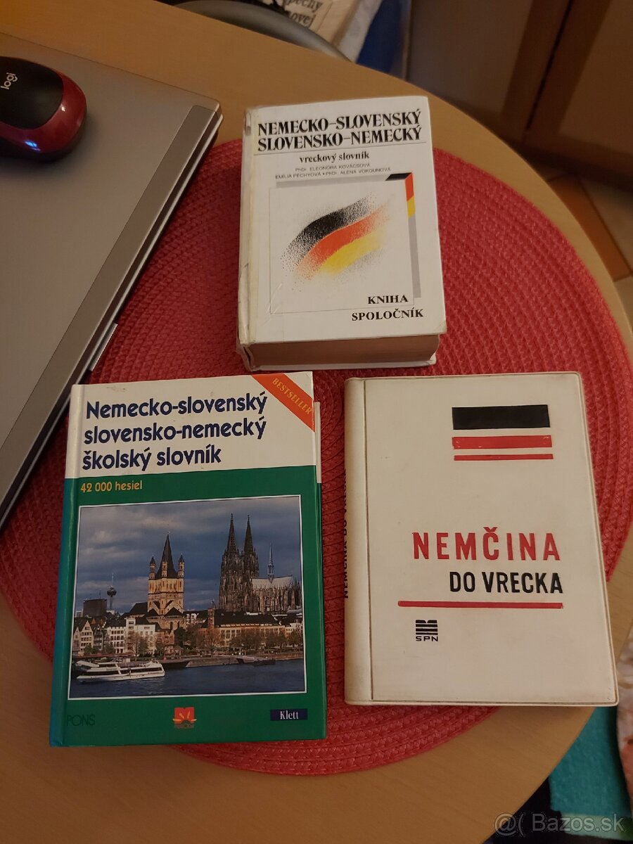 Staré slovníky.