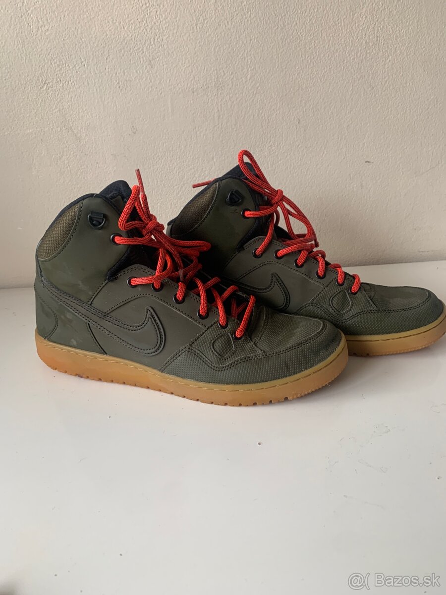 Nike force 44