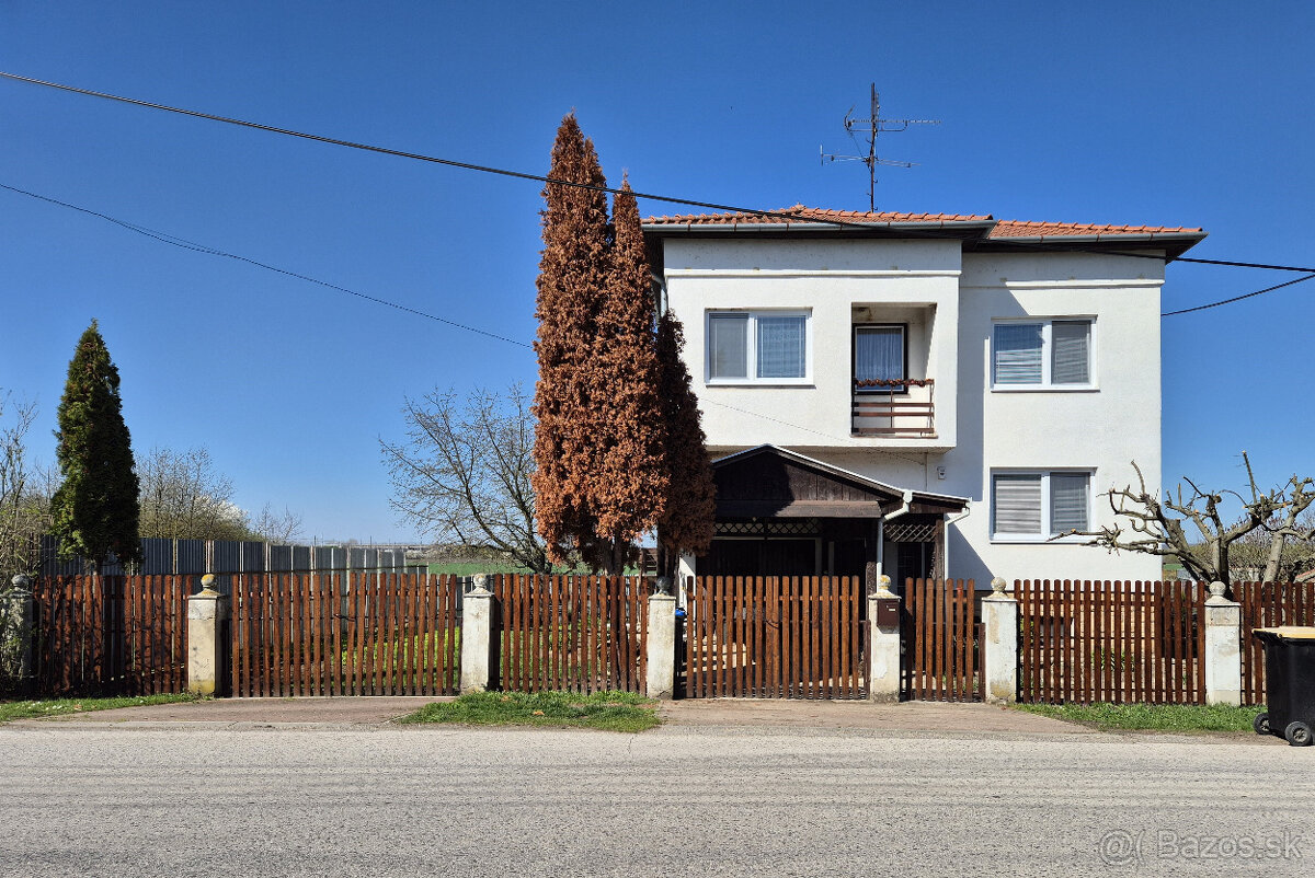 Predaj 4/5-izbového RD, 200 m2, terasa, zimná záhra, 6á poze