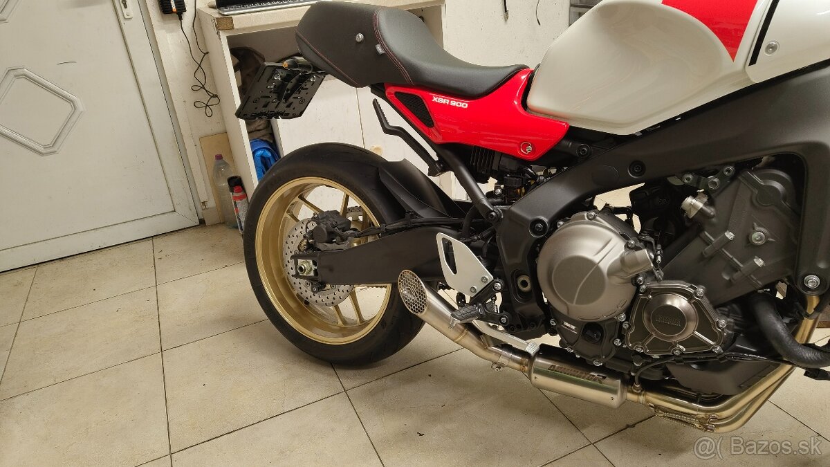 Výfuk na Yamahu XSR900
