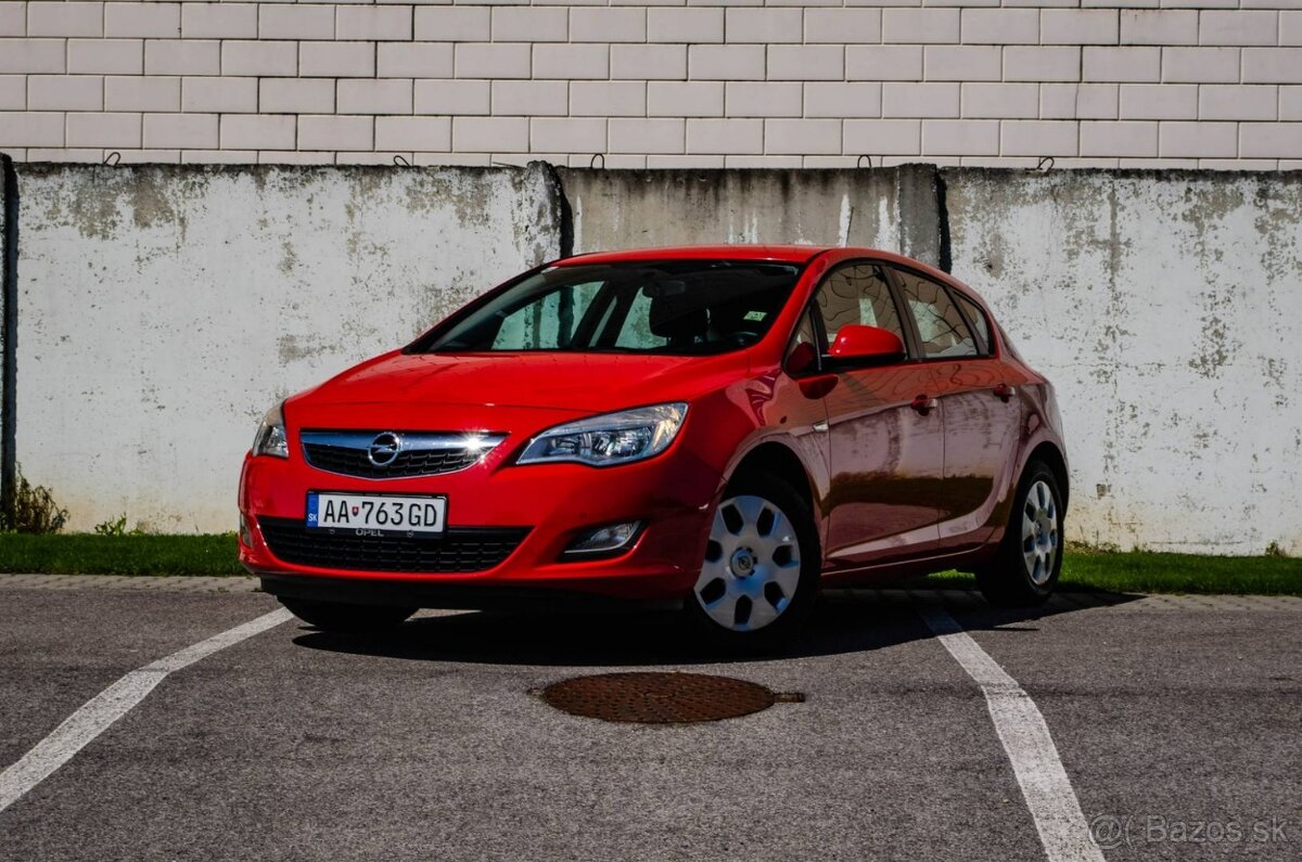 Opel Astra 1.4 ecoFLEX Cosmo