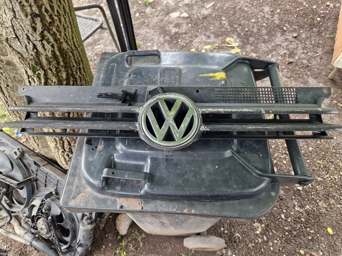 Golf 4 - maska