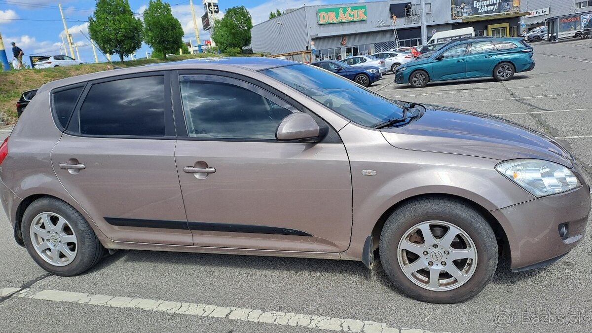 Kia Ceed 1.4 2009