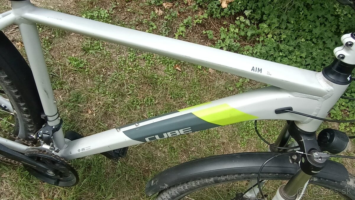 CUBE horsky bicykel 21" velkost rámu, 29" velkost kolies