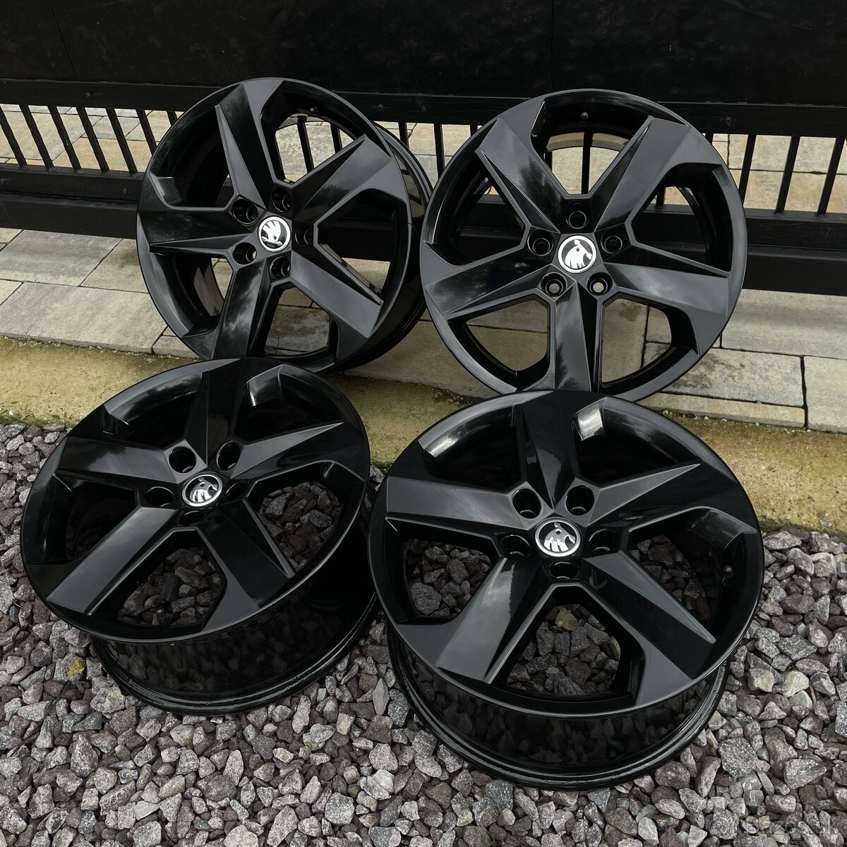 alu kolesa SKODA OCTAVIA III RS 5x112 R17