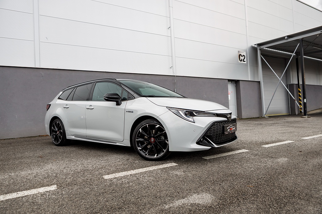 Toyota Corolla Combi 2.0Hybrid 112kW e-CVT GR Sport 10/2020