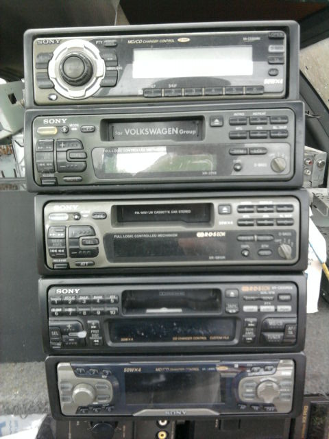 Staré Japonské AUTORÁDIÁ (KONVOLUT) 90té roky