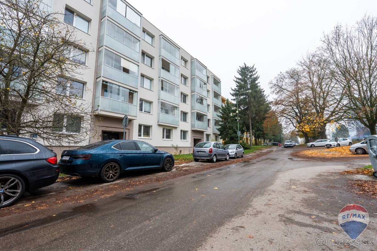 na prenajom 2 izbový byt 60 m2 Nová Dubnica