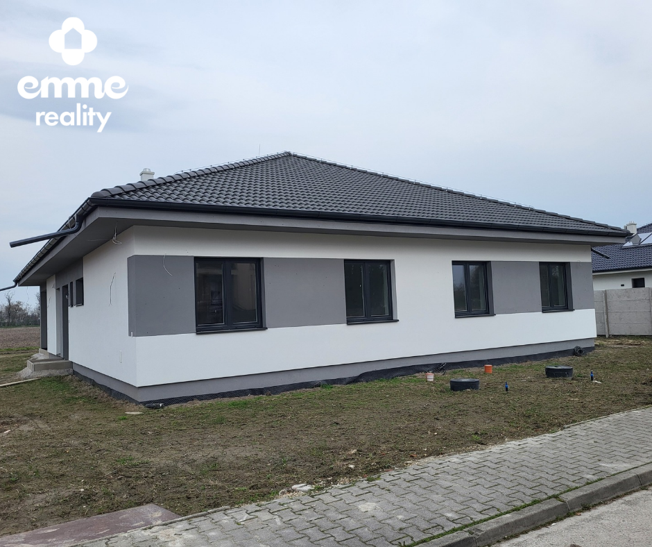 Rodinný dom s 2 bytovými jednotkami/holodom alebo štan.