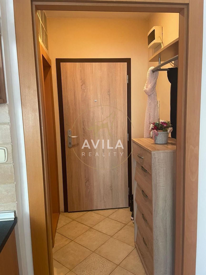 NA PREDAJ: pekný a praktický 1izbový byt o výmere 37m2 - Gal