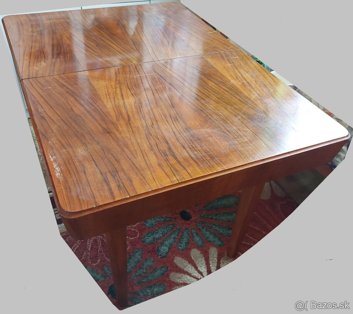 Retro jedálenský stôl