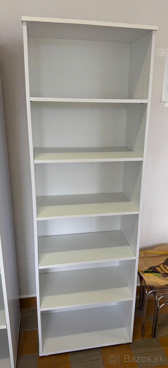 Vysoká biela polica – 6 poschodí, pevná a priestranná