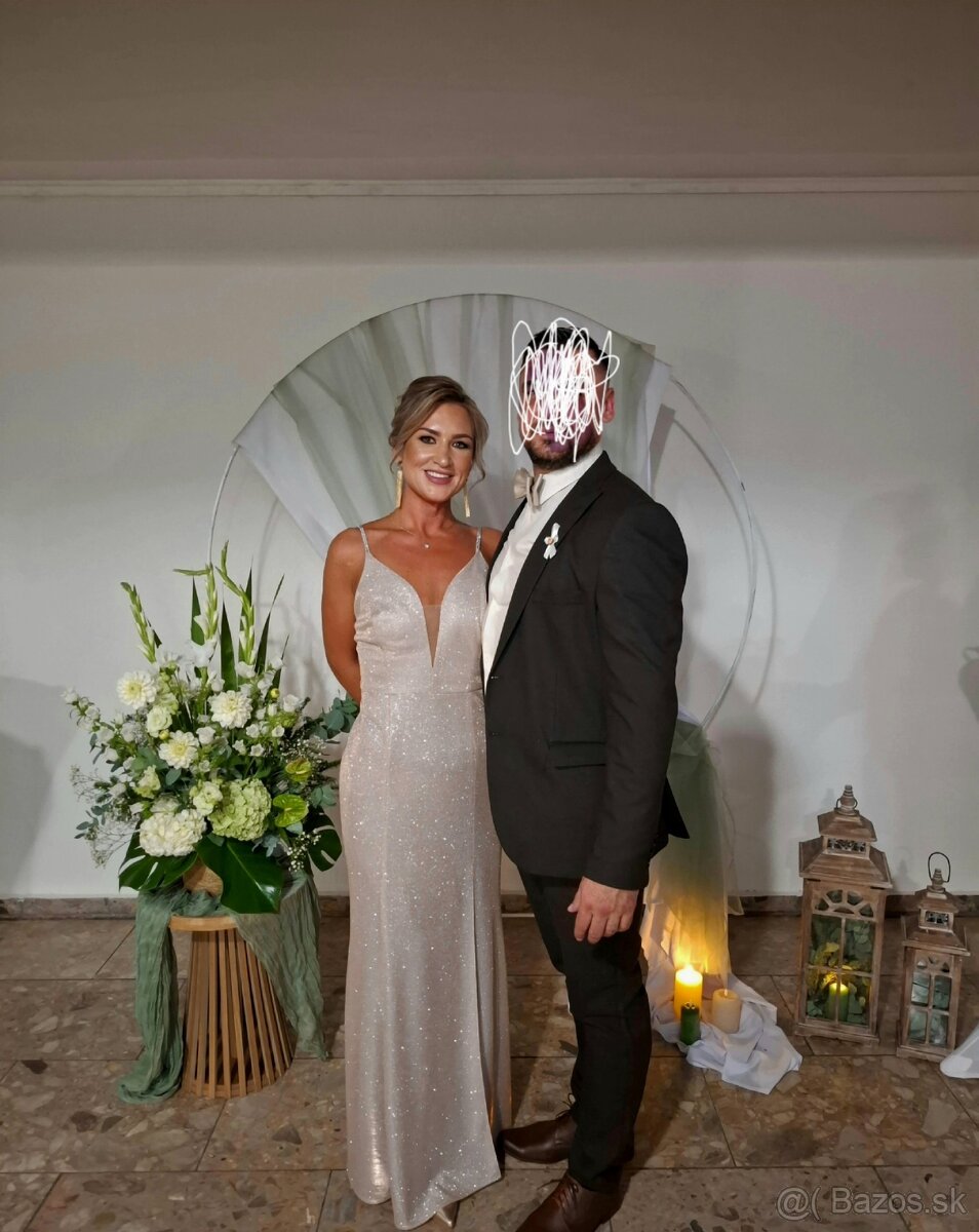 Dlhé spoločenské šaty