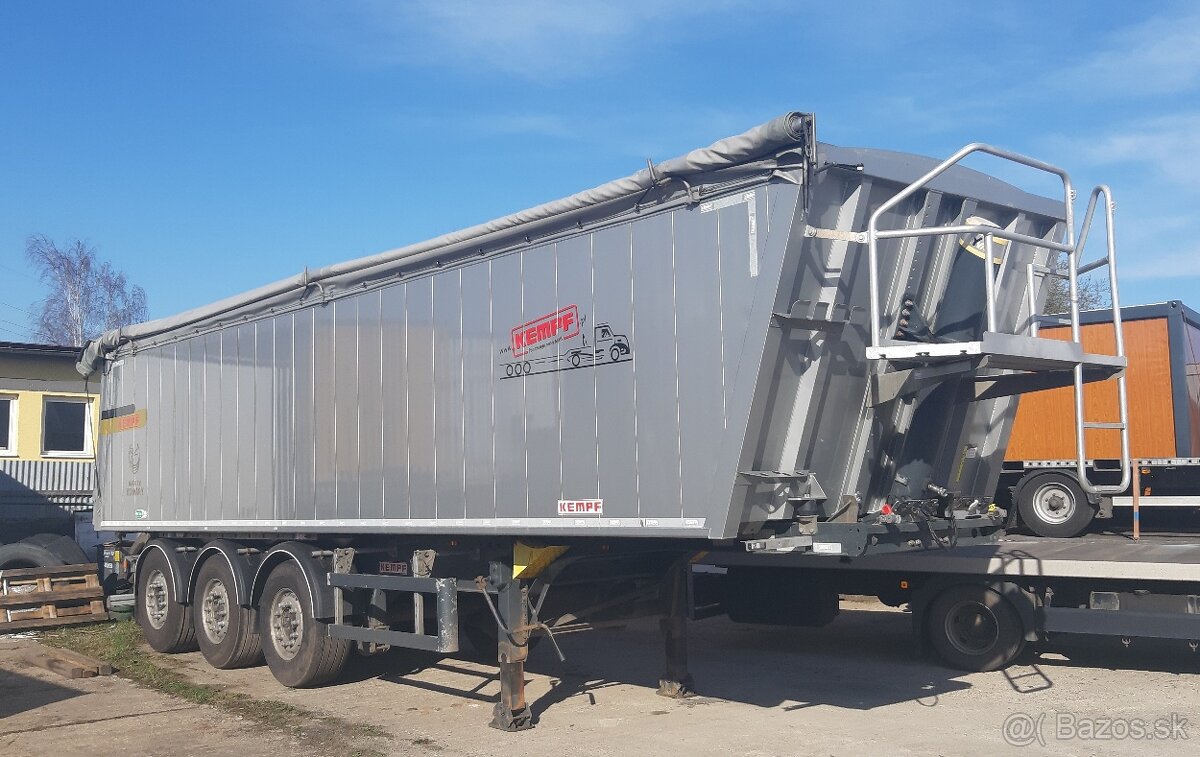 KEMPF 45 m3 / VIBRÁTOR / houpačka + okénko / rukáv