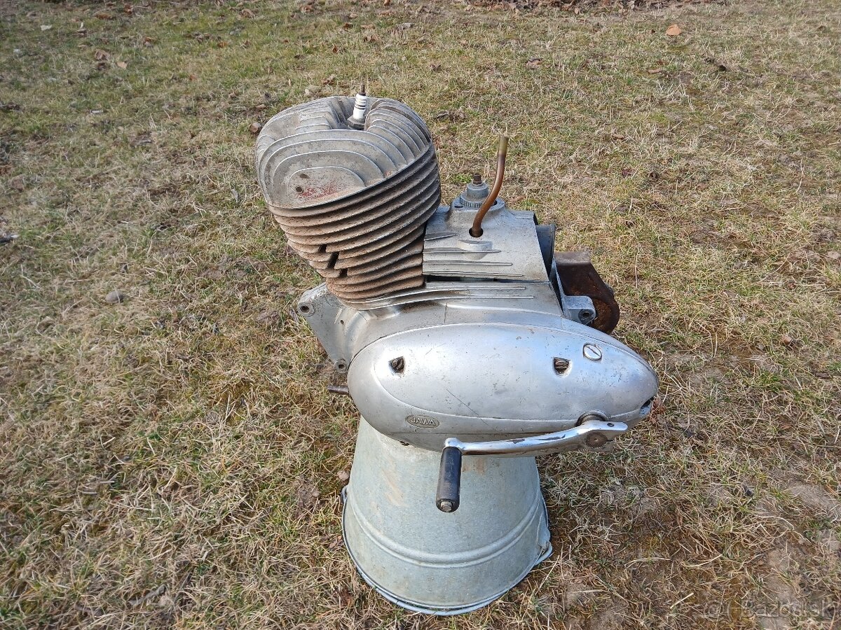 jawa 559, 590, 573, automatic. motor bez výrobných čísel