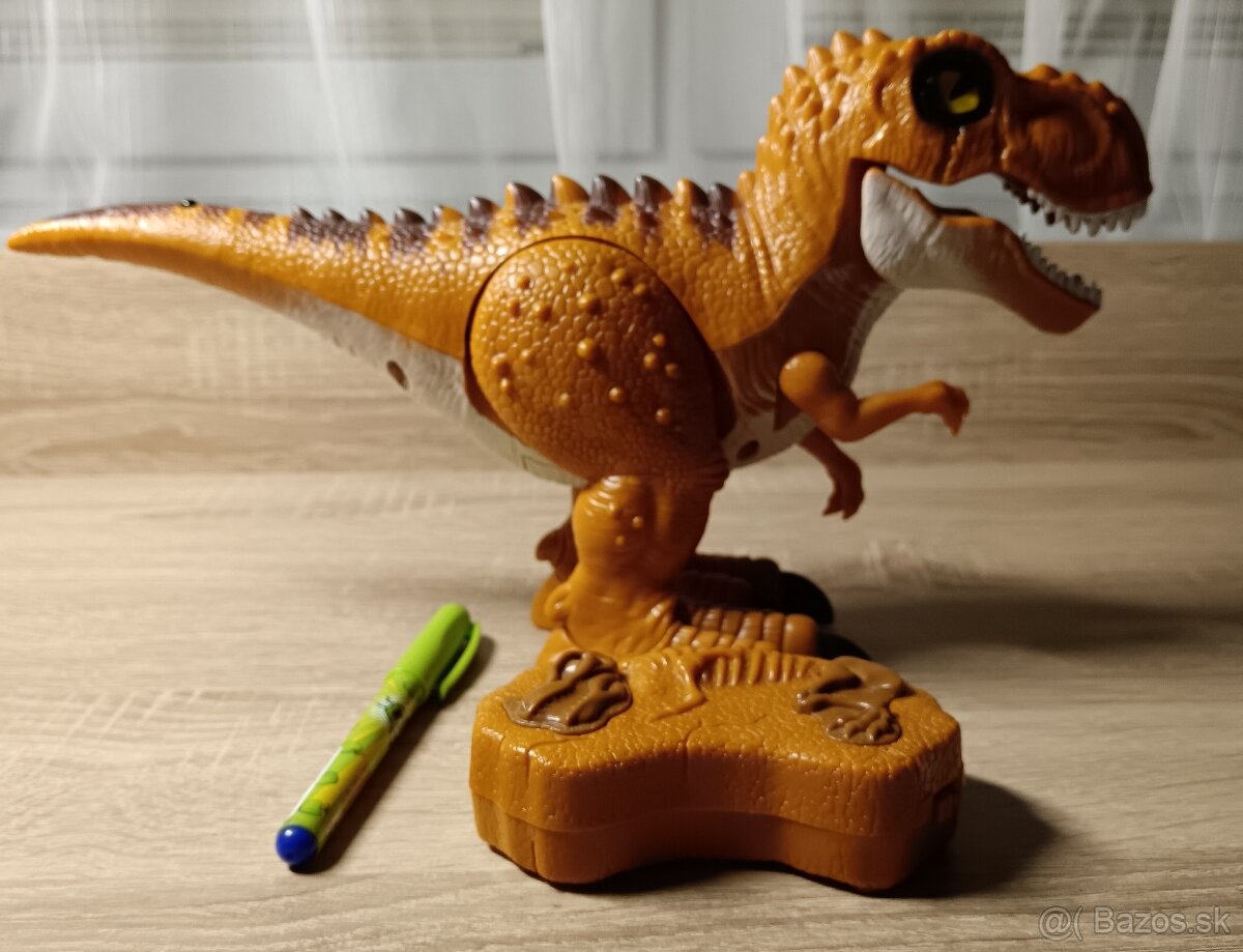 Dinosaurus na diaľkové ovládanie