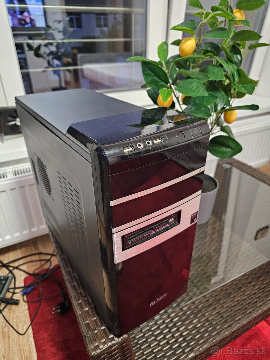 Stolny pc 6 jadrovy AMD