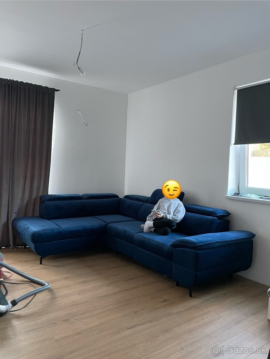 Rohová sedačka / kráľovská modrá