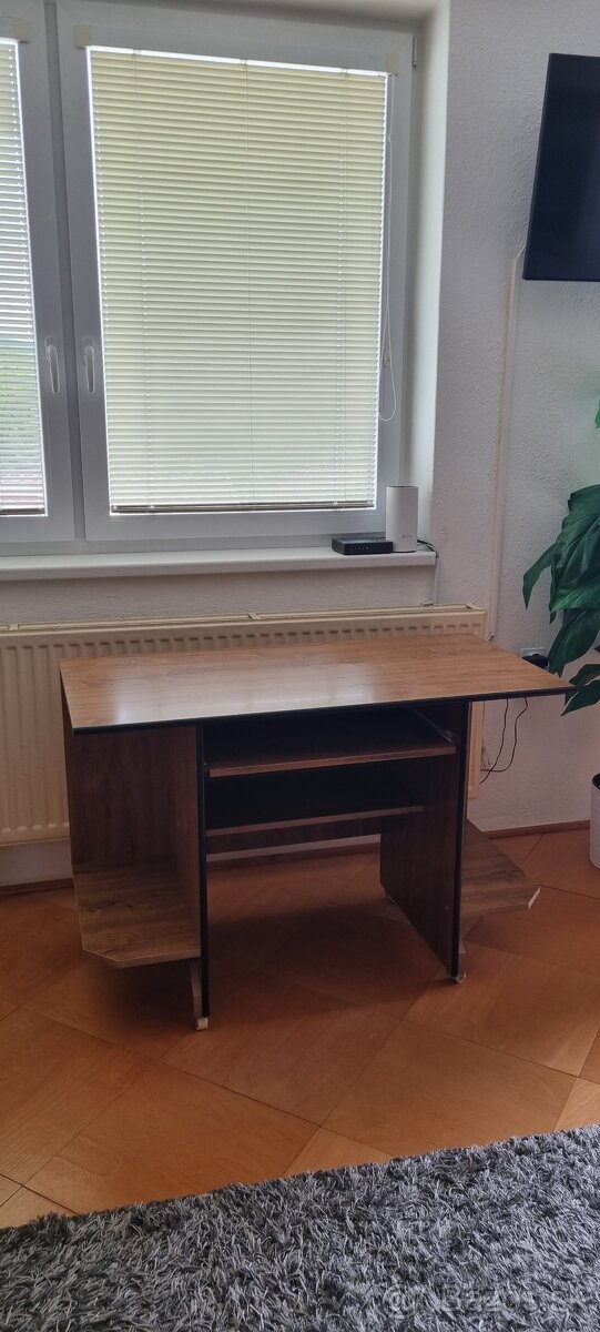 PC stôl