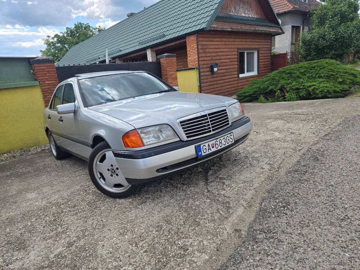 Mercedes benz c 180 youngtimer
