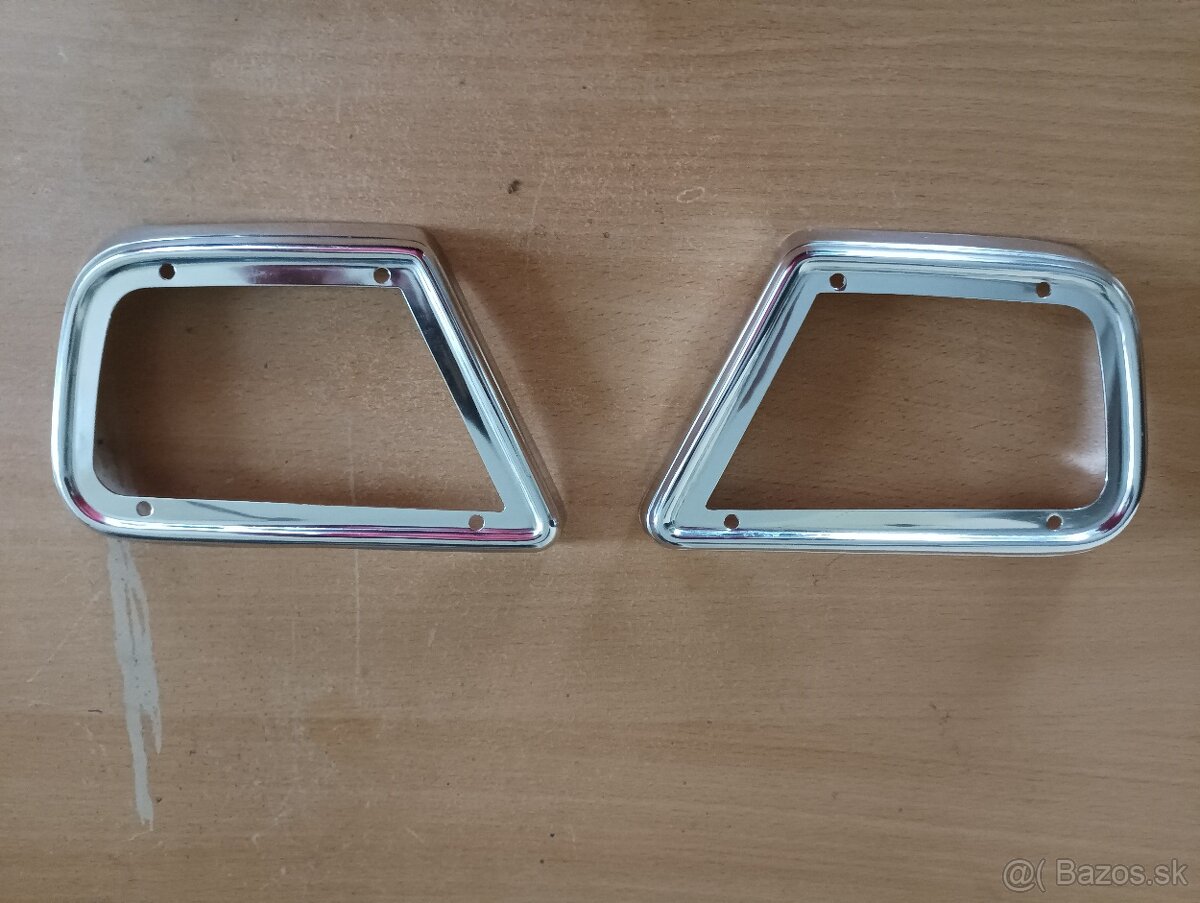 Rámečky blikačů Ford Cortina Mk1