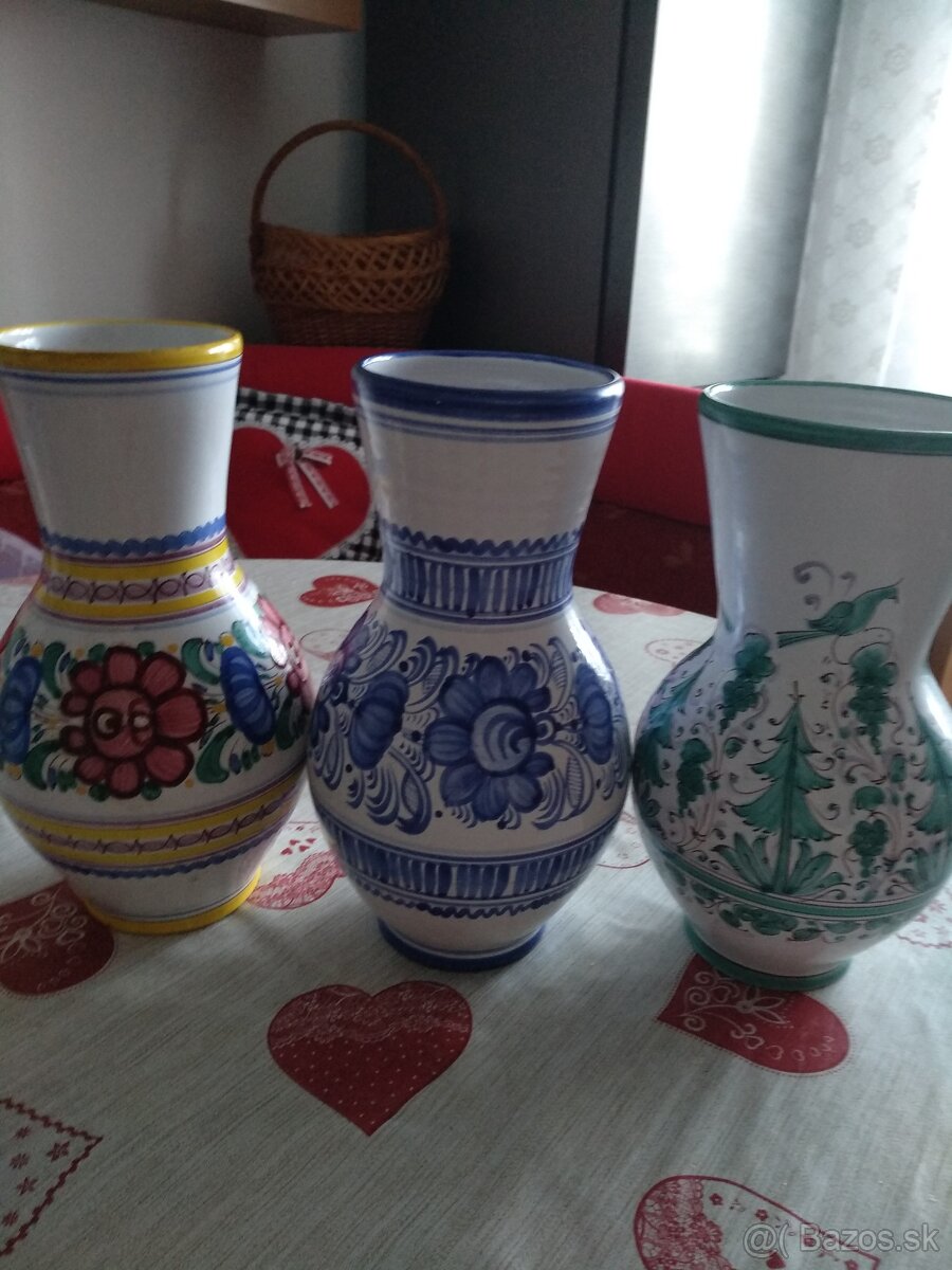 Modranská keramika, vázy