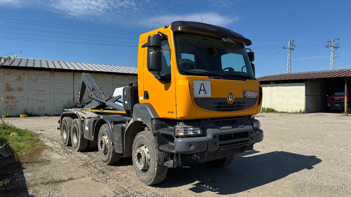Renault Kerax 450.32 8x4 hákový nosič kontajnerov