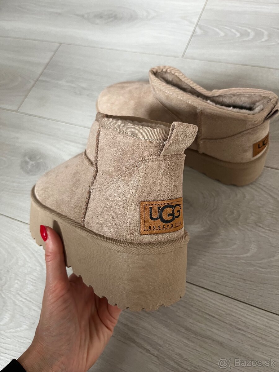 UGG čižmy