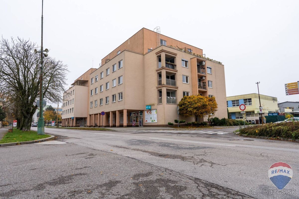 na prenájom nadštandardný 3 izbový byt Nová Dubnica