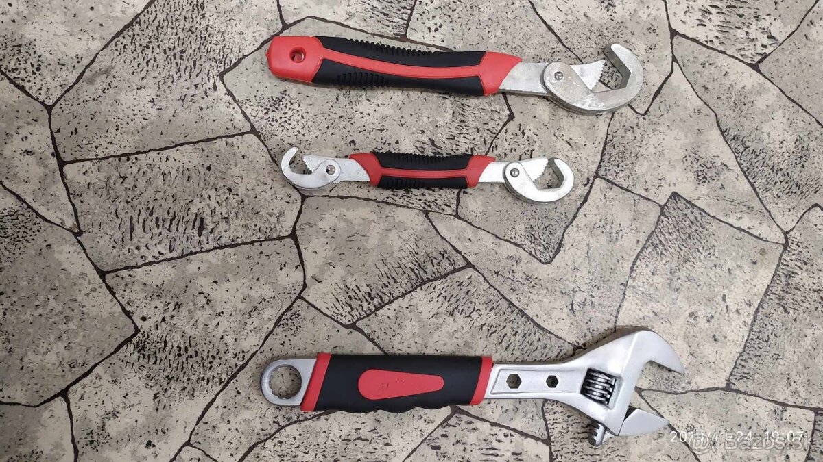 Univerzálne klúče