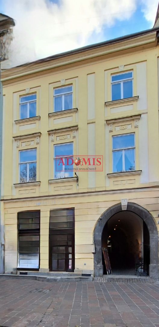 Predáme 3izbový priestranný byt 127m2 v centre mesta, Košice