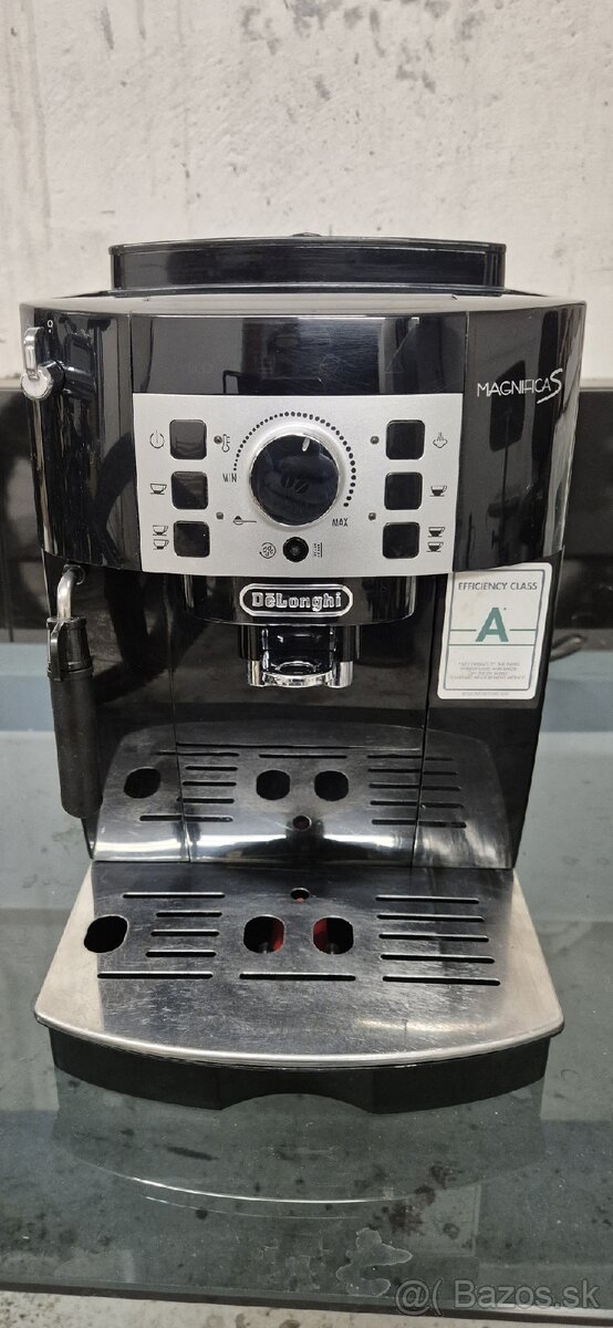 Predám kávovar Delonghi