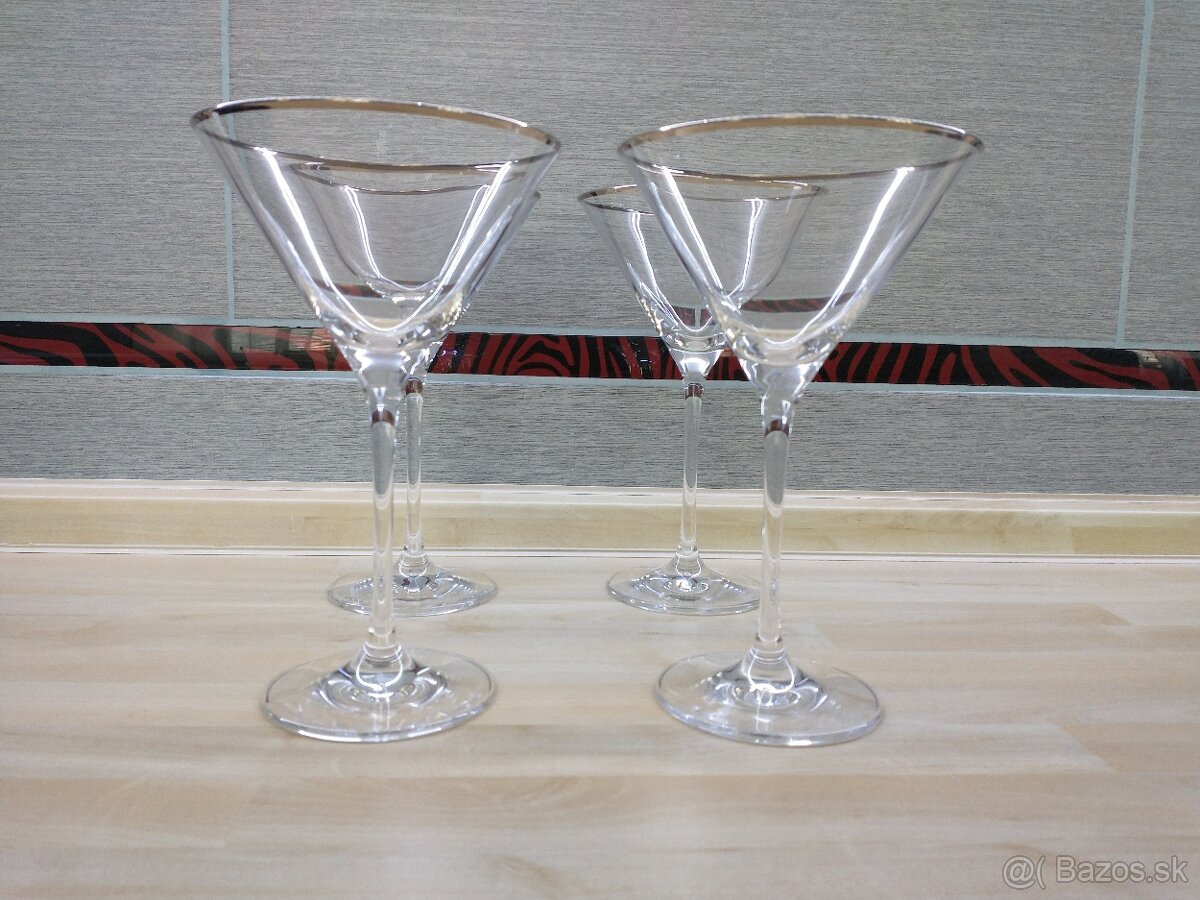 poháre na "martini" 210ml, sklenený hrnček 260ml