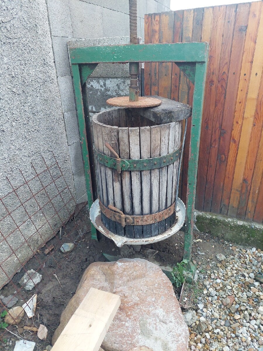 Predam preš