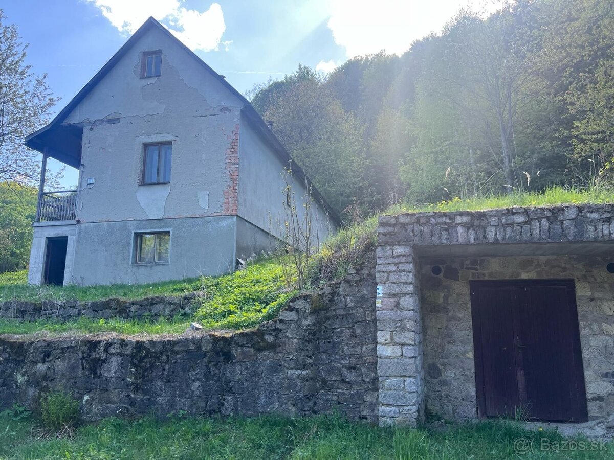 Rodinný dom Ostrý Grúň