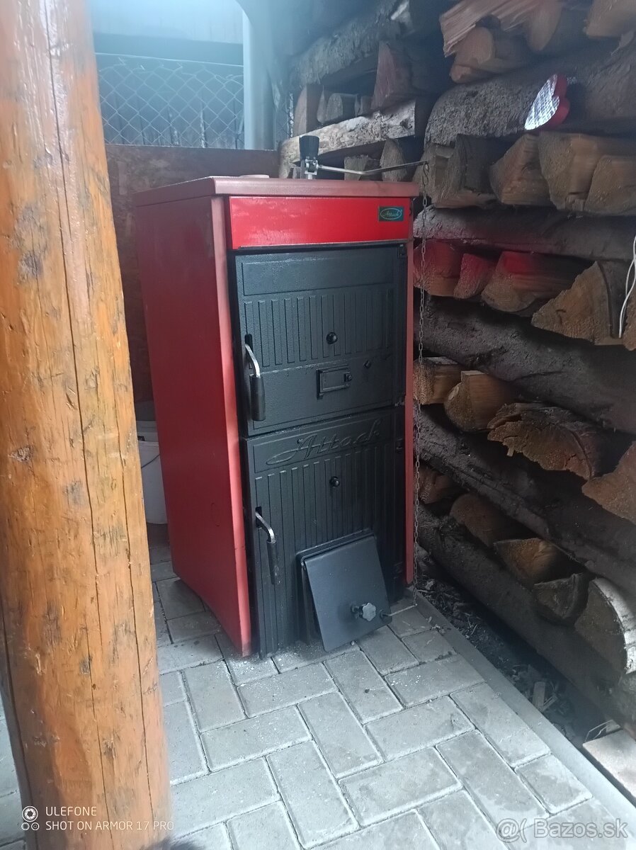 Liatinový kotol Attack 4 clankovy