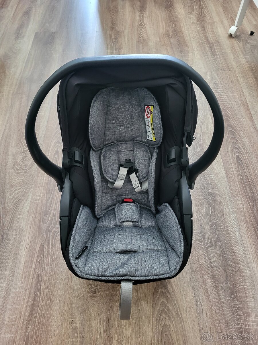 KIDDY Evoluna i-size 2 + Isofix základňa 40-83 c