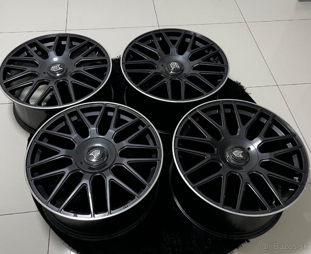 Fox VR3 Gloss Black 5x112 /5x120 R19