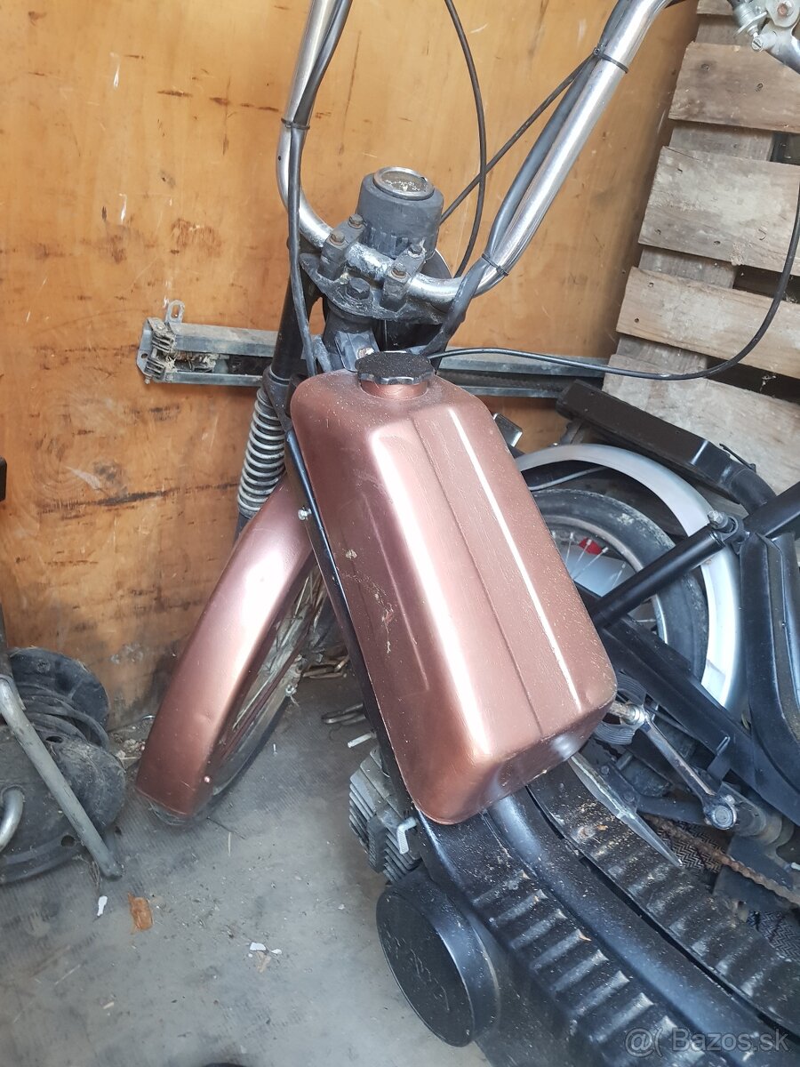 2 ks Babetta 210