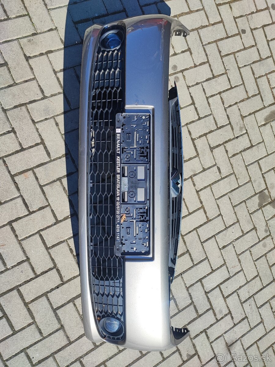 Predám predny nárazník na Renault Thalia rok 2009 hnedá meta