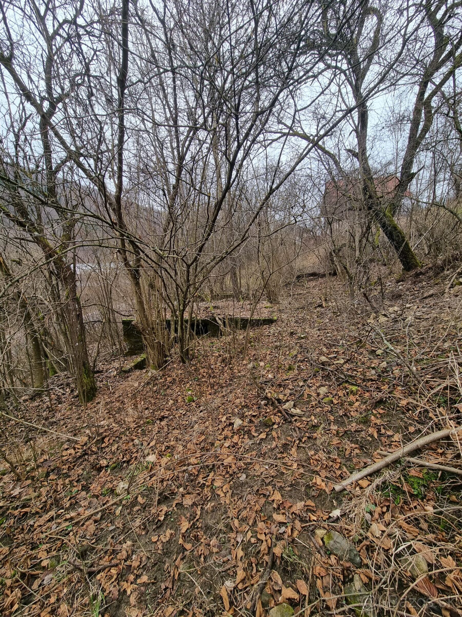 Rekreačný pozemok - Horná Maríková - 1578m2