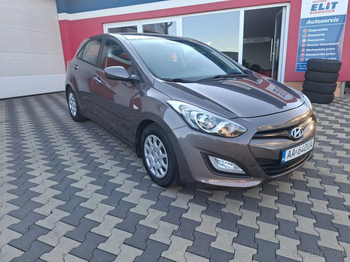 Hyundai I30 1.6 benzín 88kw
