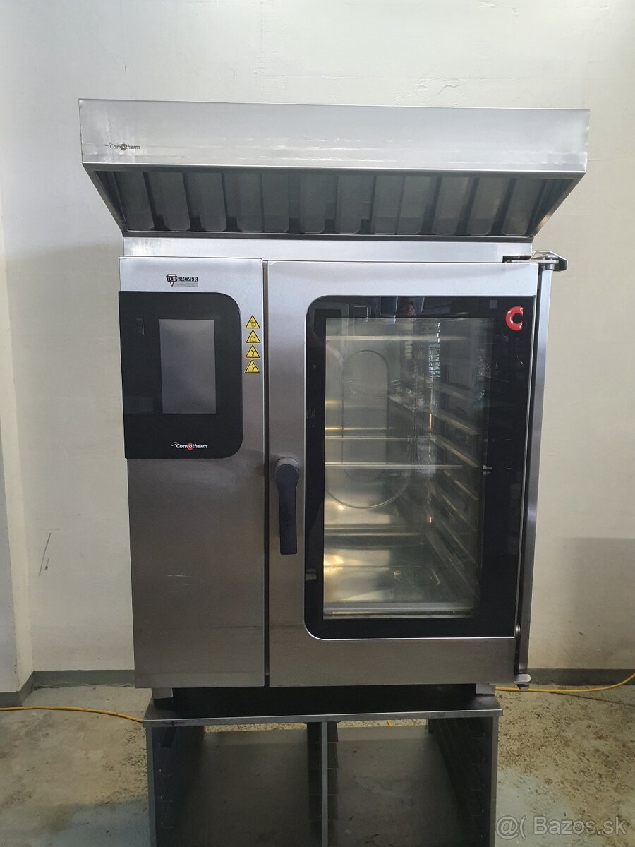 Konvektomat Convotherm 10GN s digestoří
