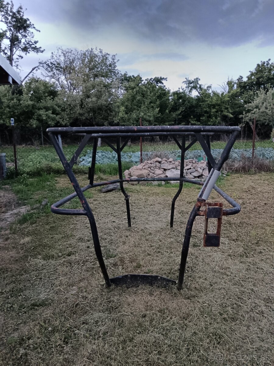 Predám rám na Zetor super 50