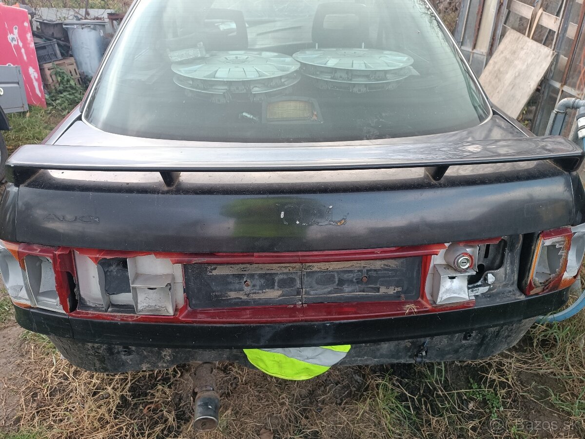 Audi 90 spojler, zadné krídlo