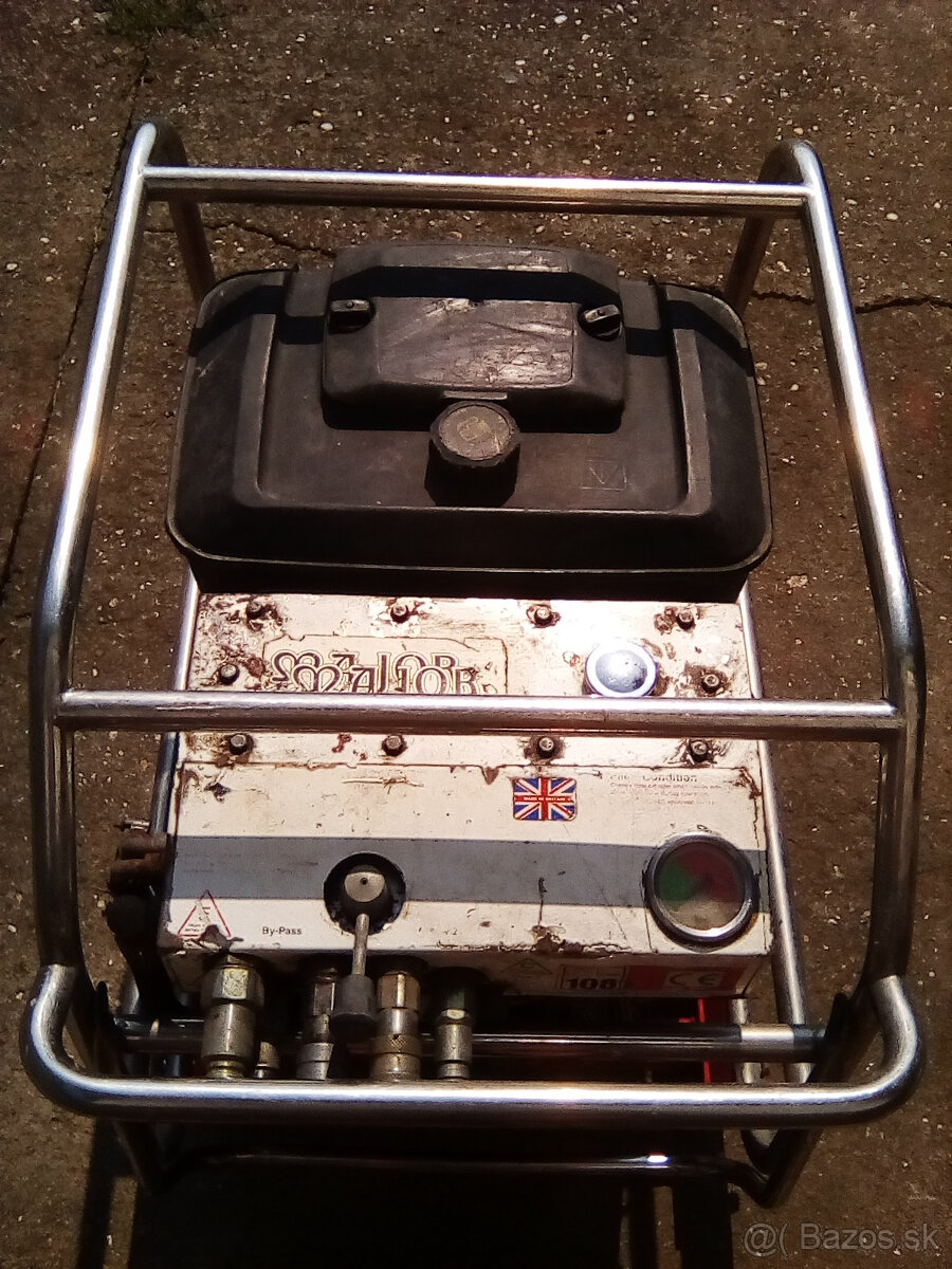 Hydraulický agregát s 2 valcovým benzínovým motorom Honda