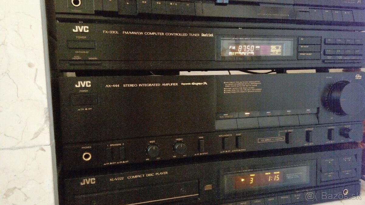 Predám HIFI JVC-zosilnovač, CD prehrávač, rádio, magnetofon